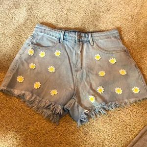 Small high waisted flower jean shorts